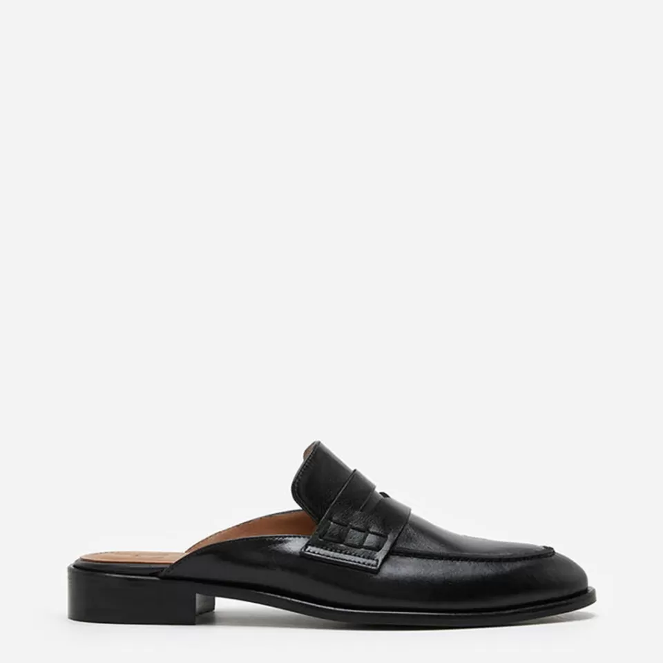 Flattered Diana Leather