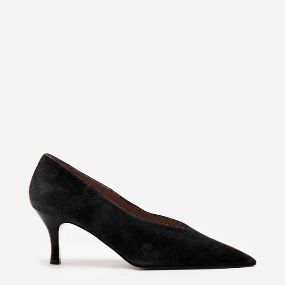 Flattered Fabienne Suede